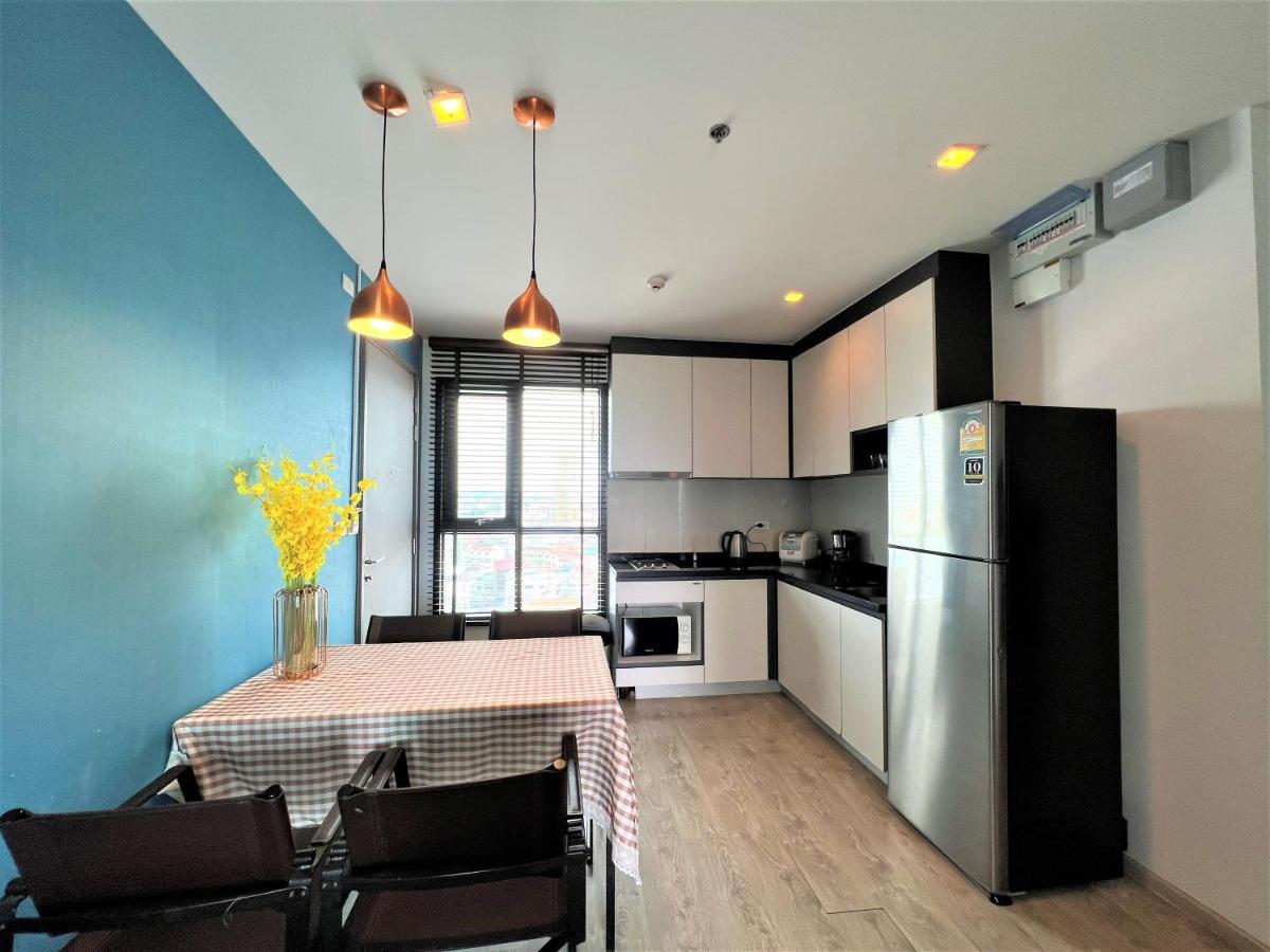 Llx Apartments At The Base Condo Pattaya Exterior foto
