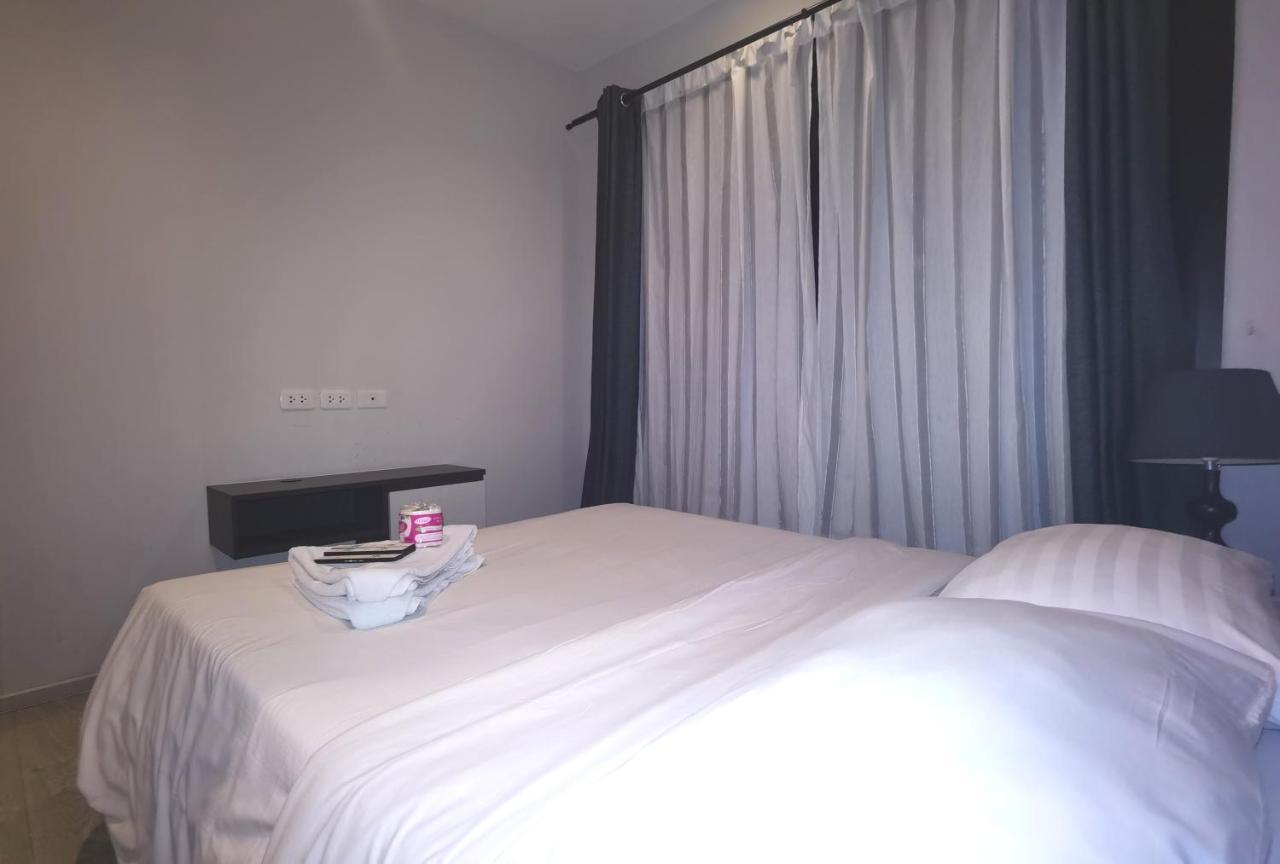 Llx Apartments At The Base Condo Pattaya Exterior foto