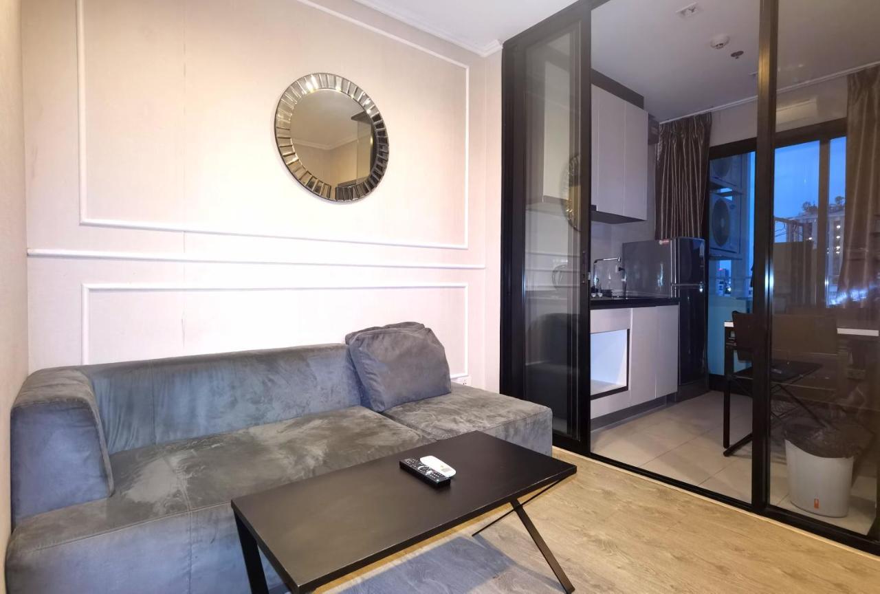 Llx Apartments At The Base Condo Pattaya Exterior foto