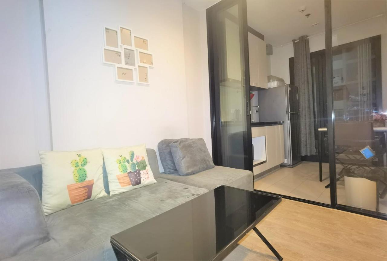 Llx Apartments At The Base Condo Pattaya Exterior foto